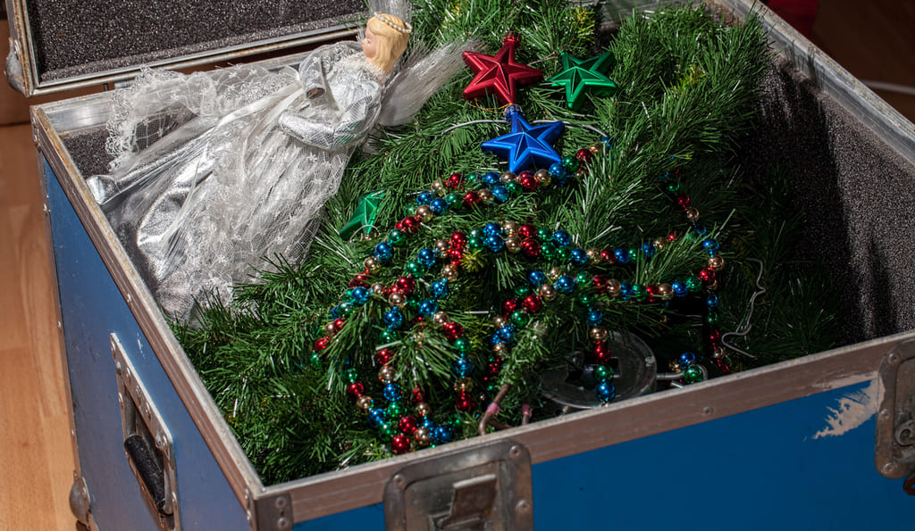 Organize and Prepare Christmas Decorations for Self-Storage